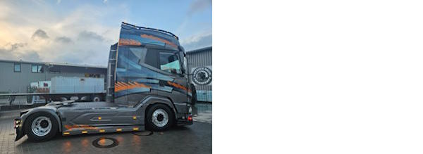 DAF XG + 530